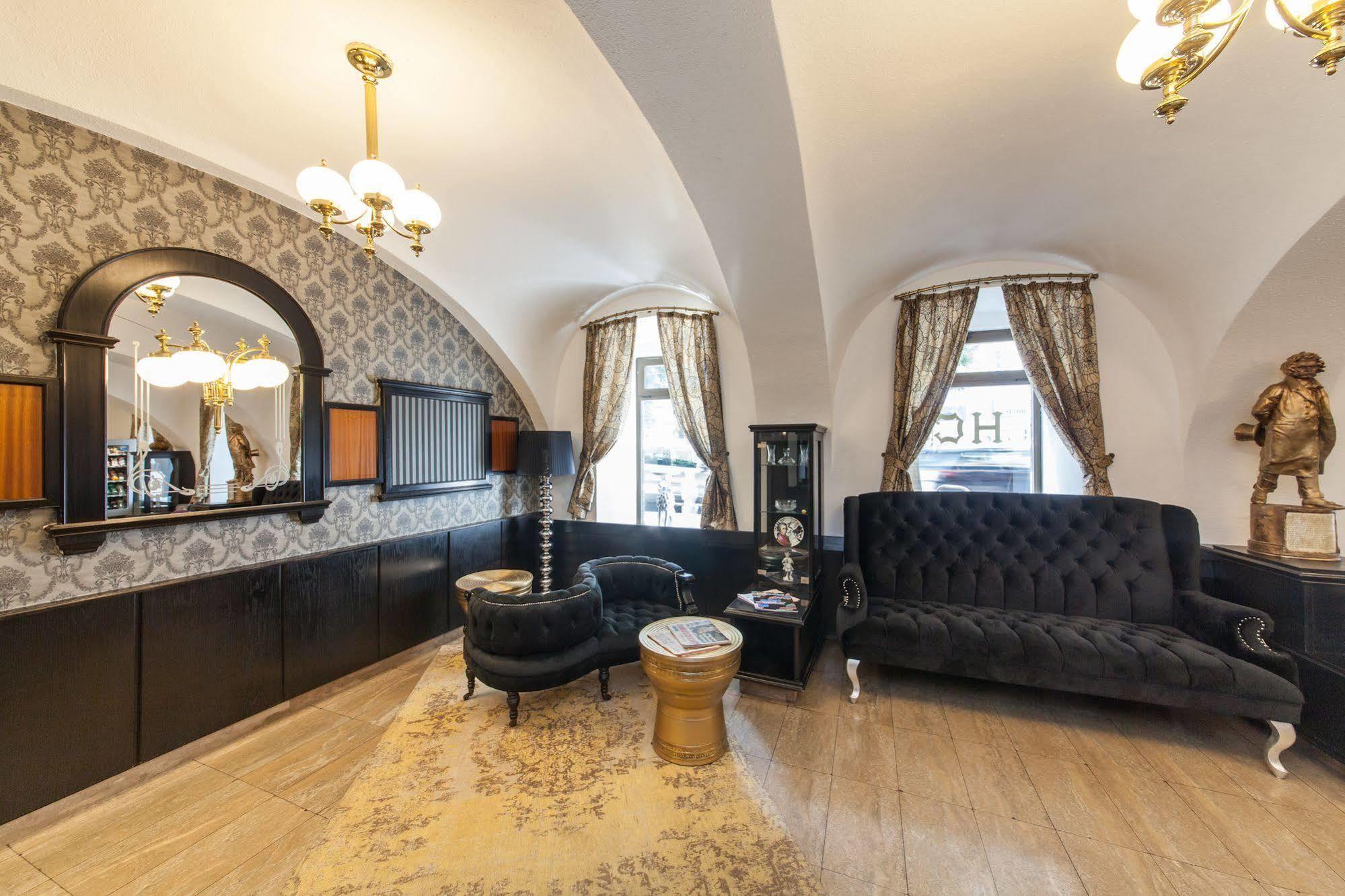 Hotel Novum Cristall Messe 3*